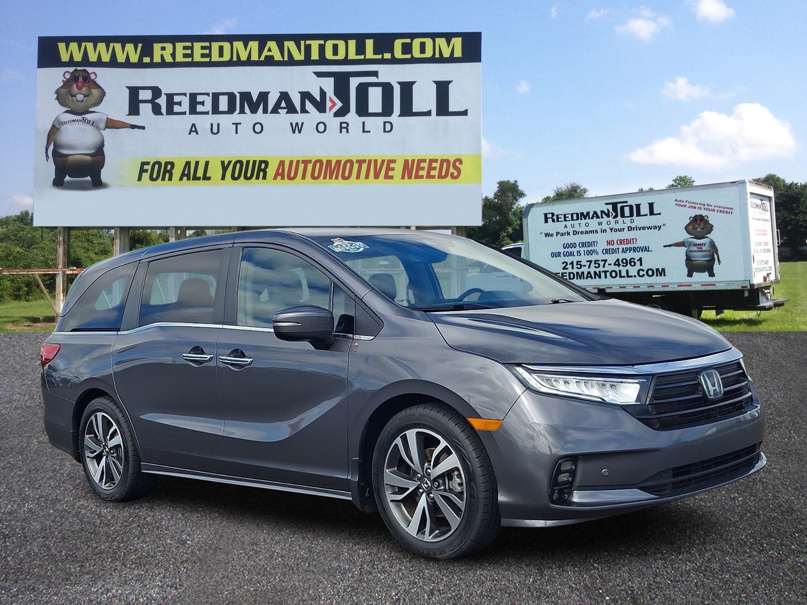 Used 2023 Honda Odyssey Touring image 1