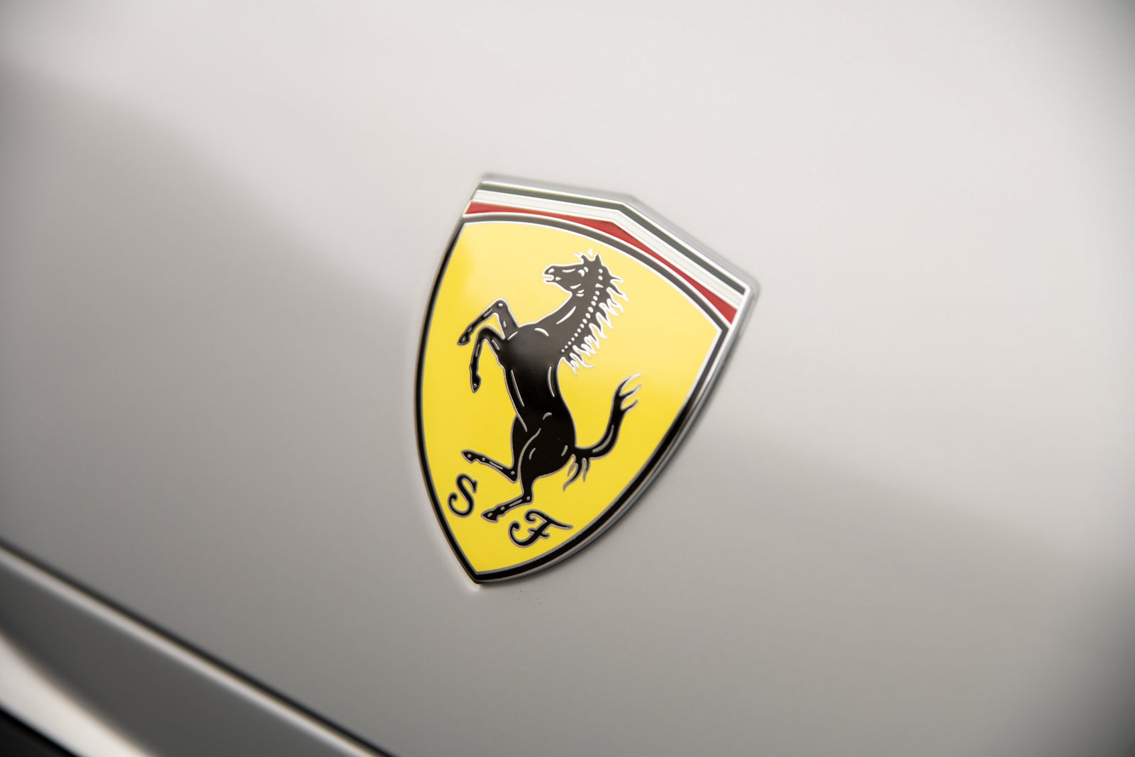 Used 2025 Ferrari 12Cilindri RWD image 30