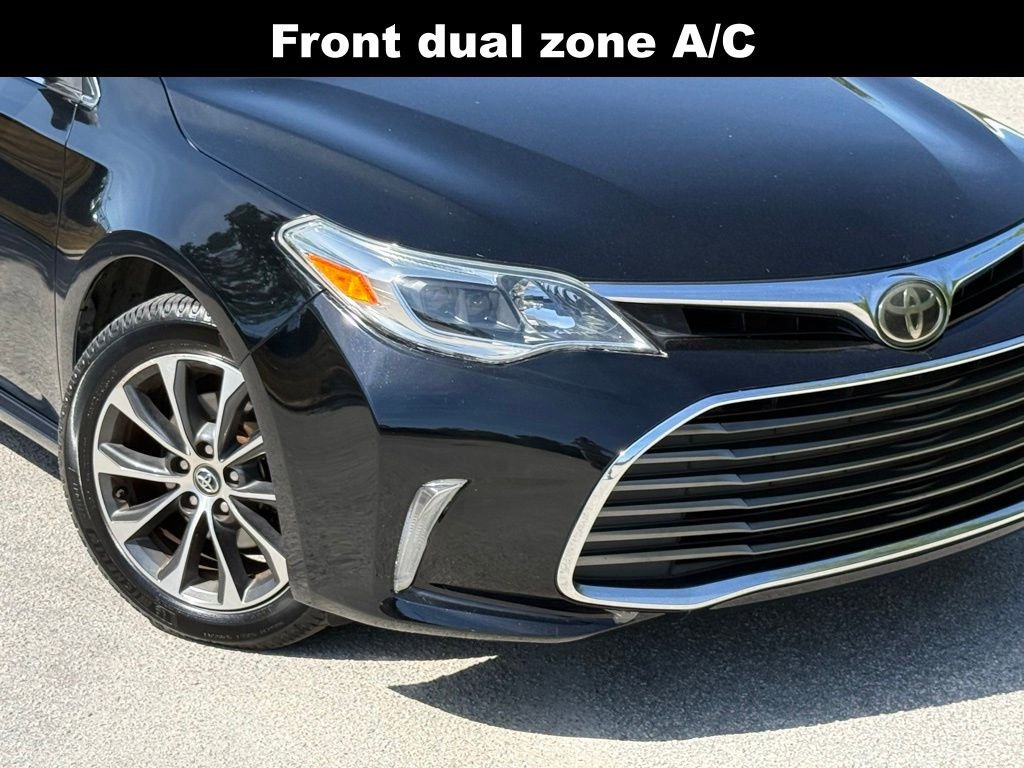 Used 2017 Toyota Avalon XLE Premium FWD image 5