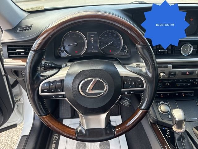Used 2017 Lexus ES 350 w/ Luxury Package image 14