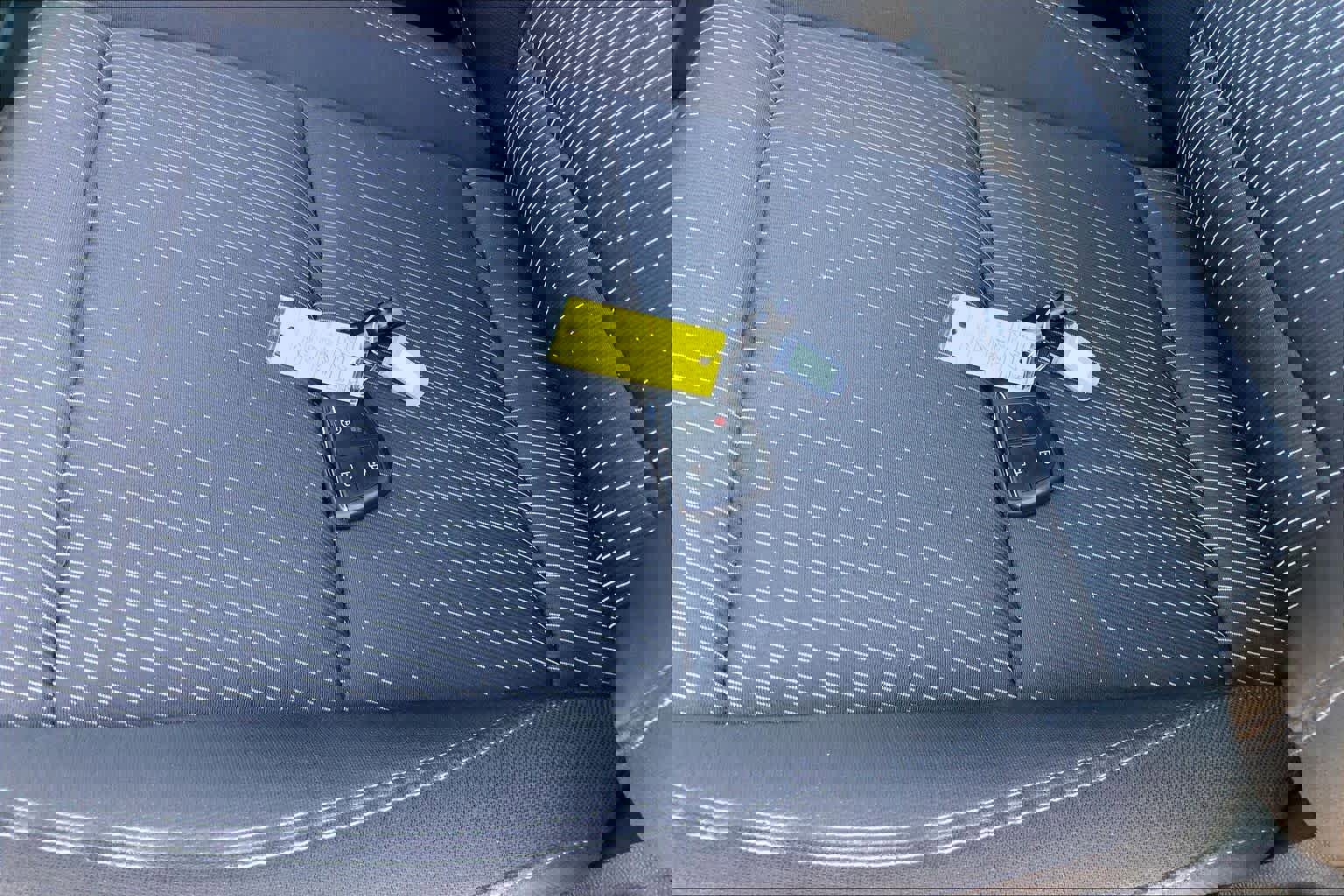 Used 2025 Chevrolet Equinox LT w/ Midnight Edition image 14