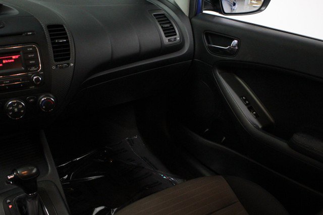 Used 2015 Kia Forte EX image 29