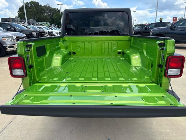 New 2026 Jeep Gladiator Sport AWD/4WD image 10