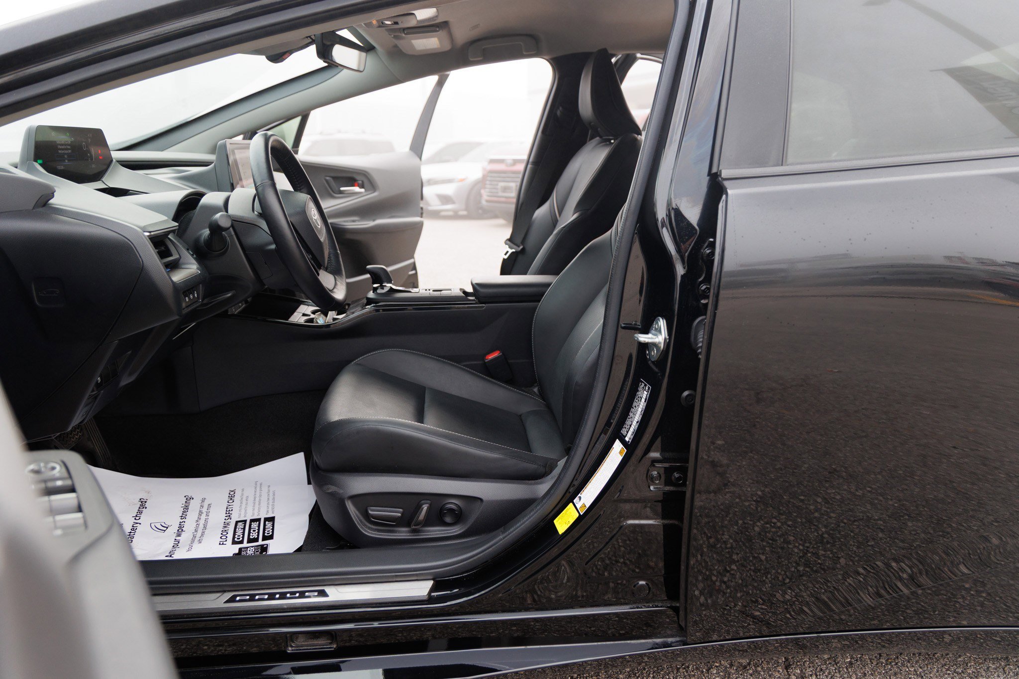 Used 2024 Toyota Prius XLE image 41