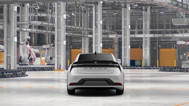 New 2027 Toyota Prius Plug-In Hybrid w/ Limited Premium Package FWD image 10
