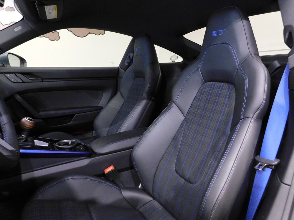 Used 2025 Porsche 911 Carrera T image 45