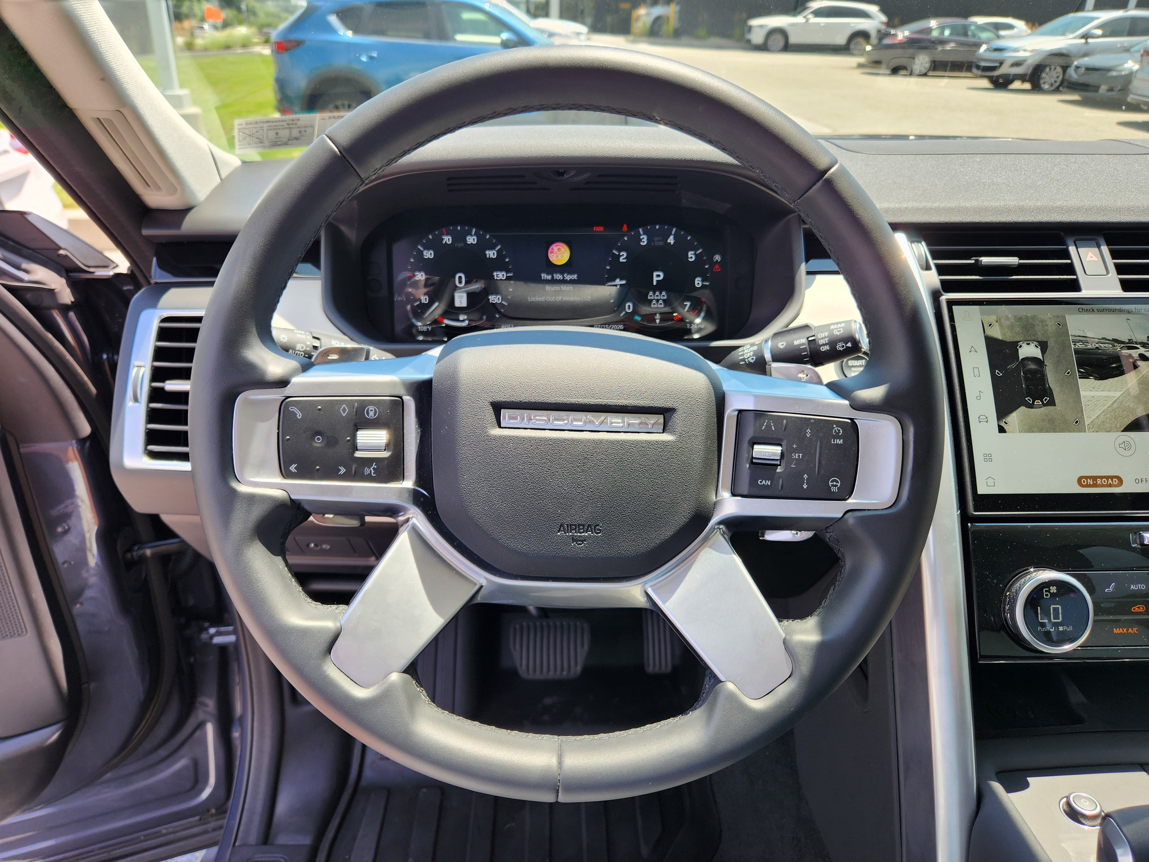 Certified 2025 Land Rover Discovery S AWD/4WD image 18
