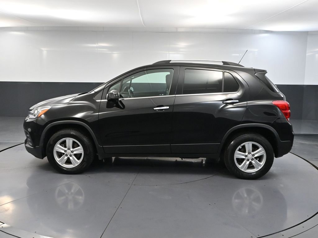 Used 2020 Chevrolet Trax LT w/ LT Convenience Package image 10