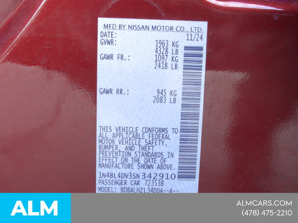 Used 2025 Nissan Altima 2.5 SV FWD image 42