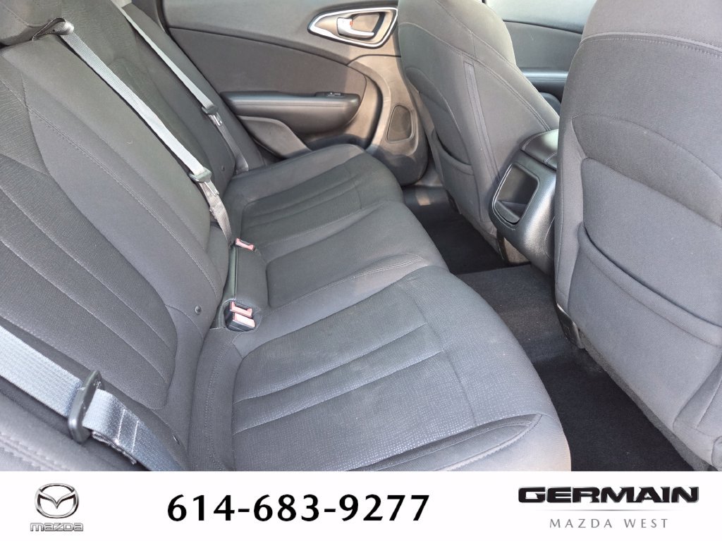 Used 2015 Chrysler 200 Limited w/ Convenience Group FWD image 20