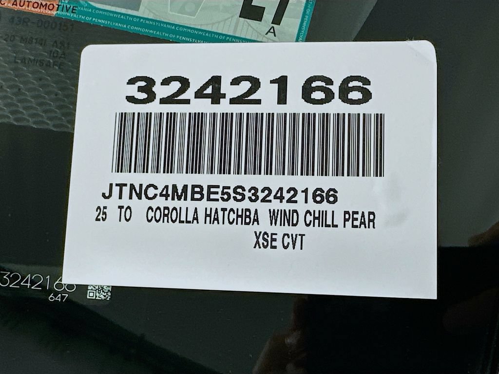 Certified 2025 Toyota Corolla XSE FWD image 22