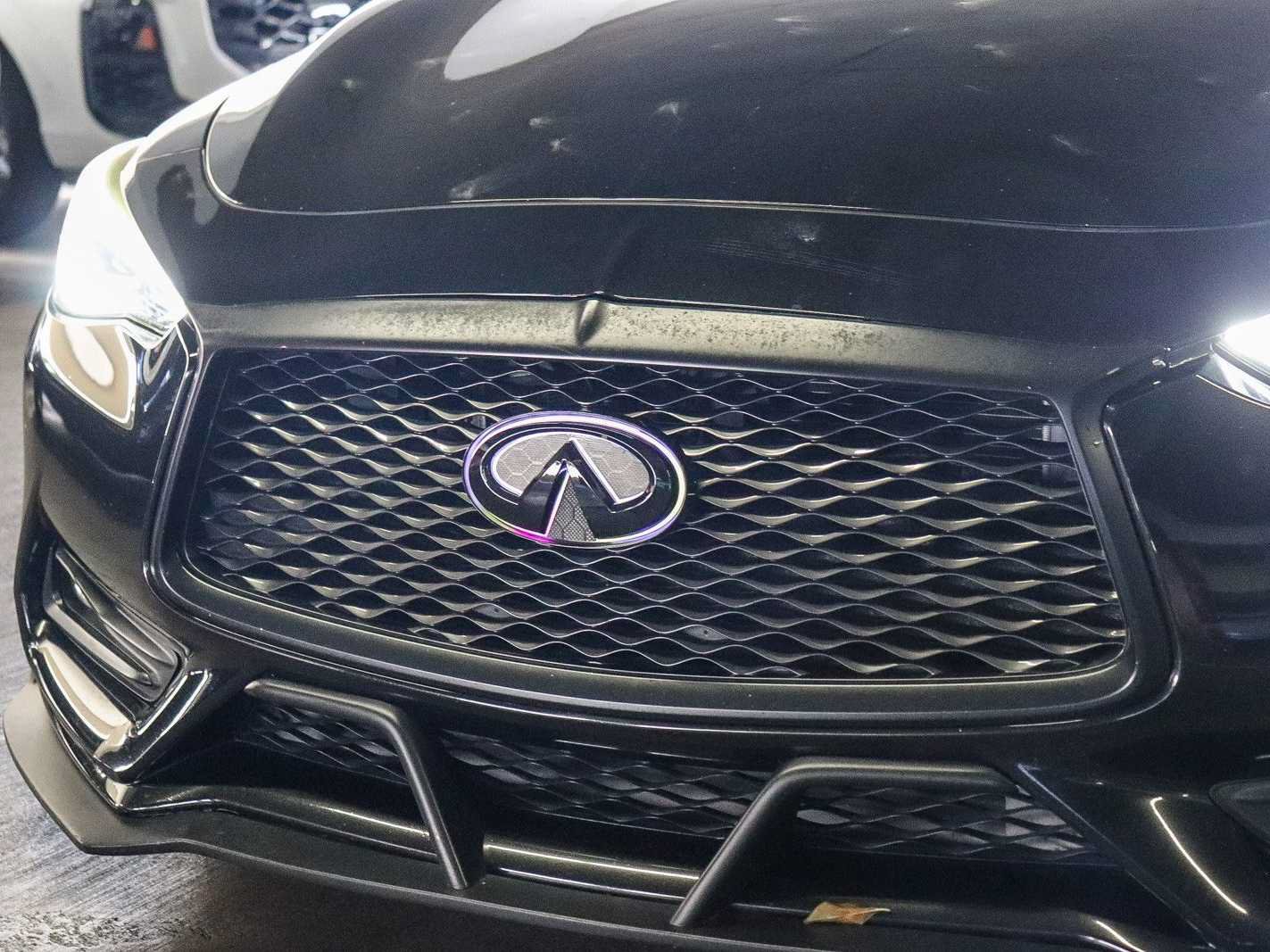 Used 2017 INFINITI Q60 Red Sport 400 RWD image 8