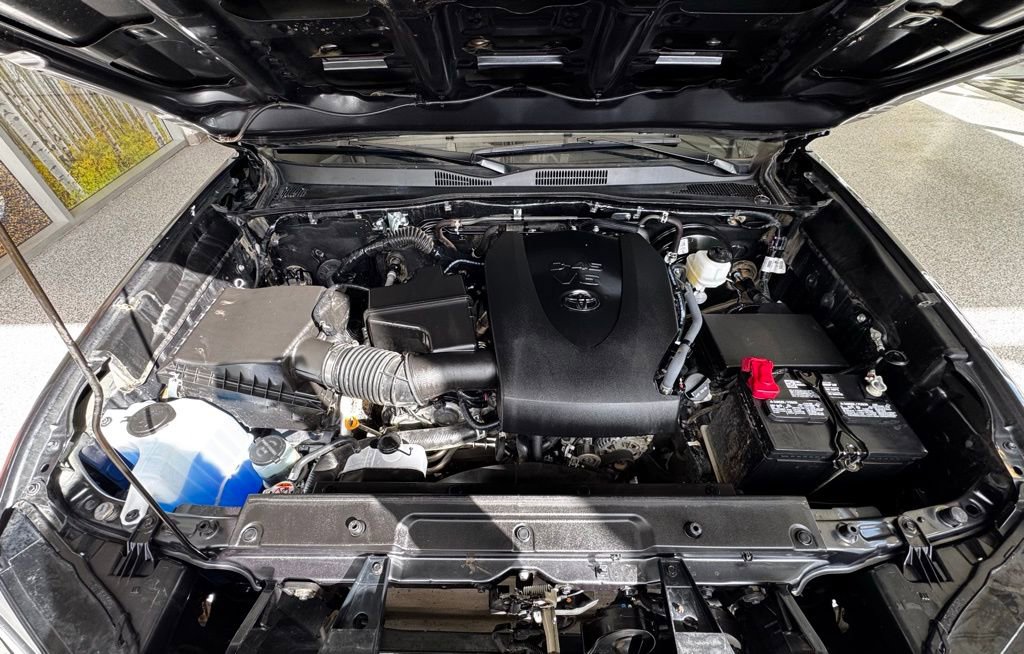 Used 2023 Toyota Tacoma TRD Sport w/ Advanced Technology Package image 15