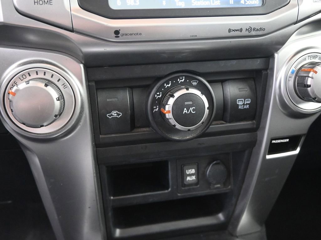 Used 2016 Toyota 4Runner SR5 Premium image 31