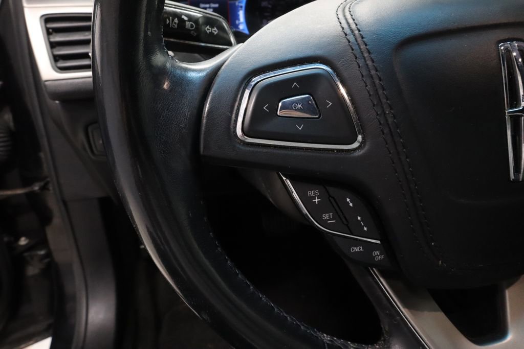 Used 2019 Lincoln MKZ Premiere FWD image 26