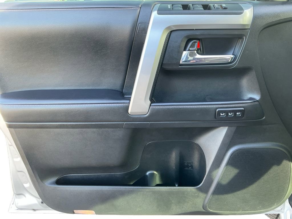 Used 2021 Toyota 4Runner Limited image 21
