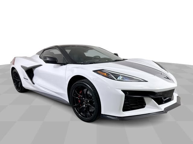 New 2027 Chevrolet Corvette Grand Sport RWD image 3