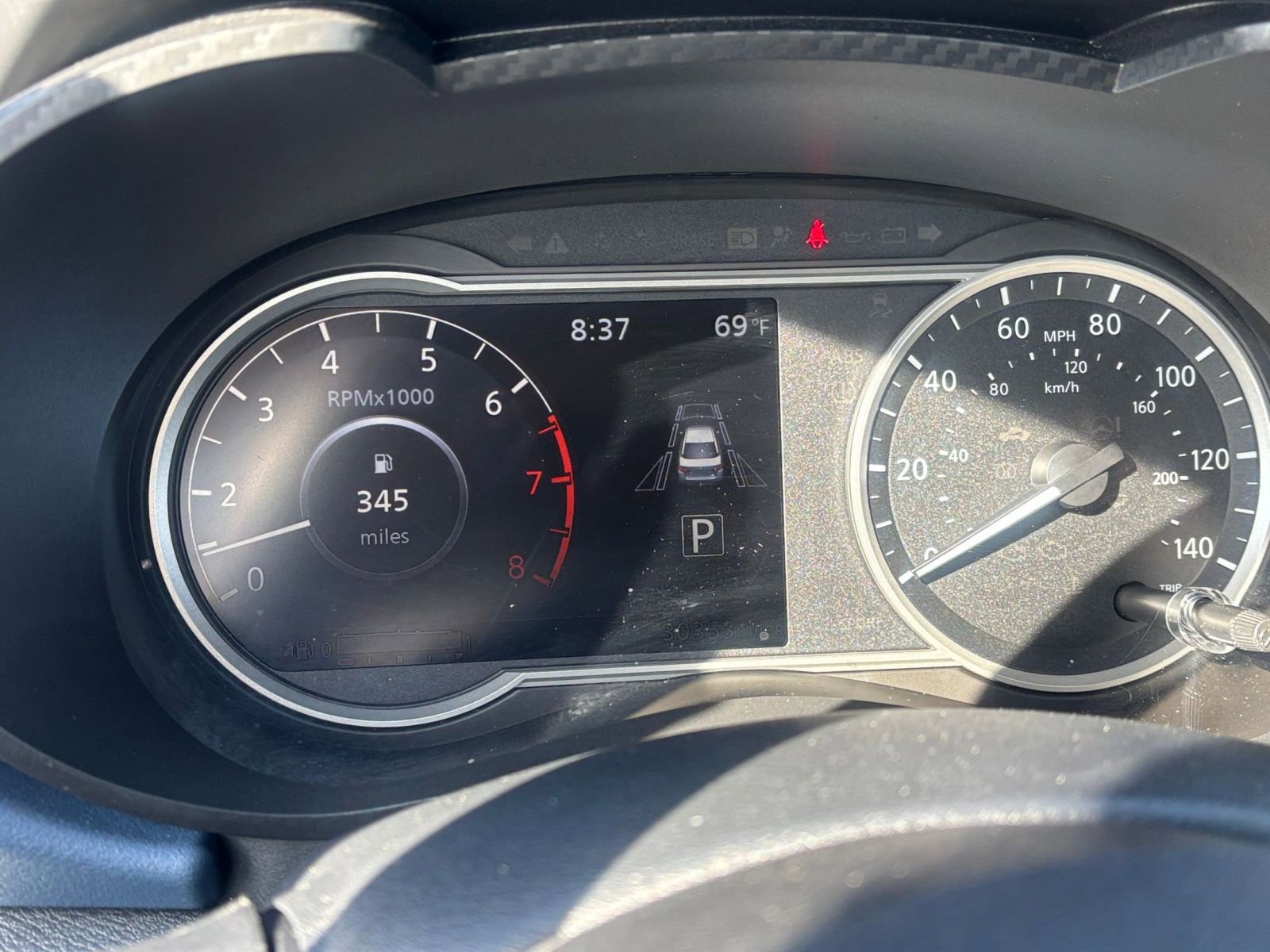 Used 2025 Nissan Versa SV image 40