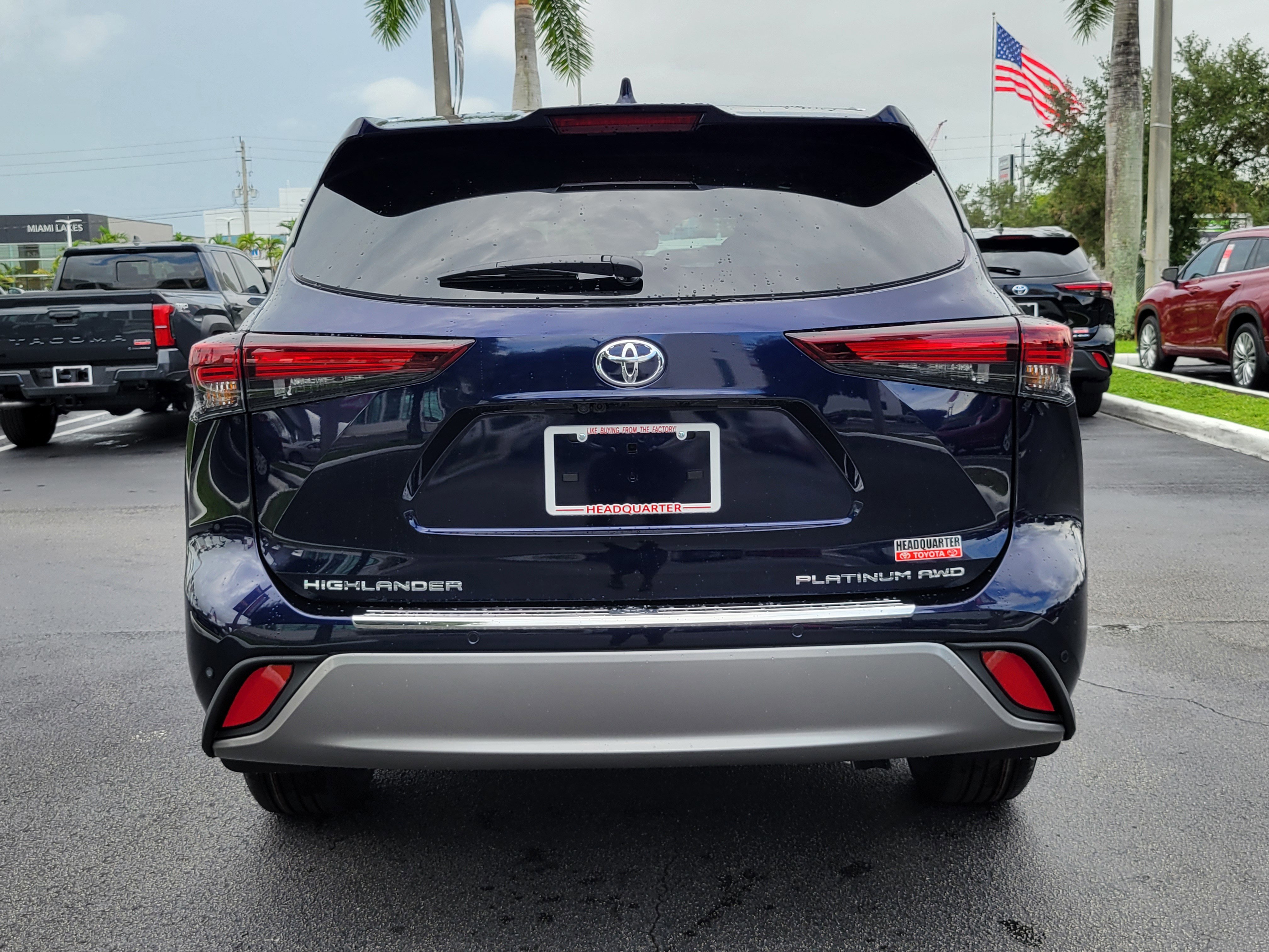 New 2026 Toyota Highlander Platinum AWD/4WD image 10