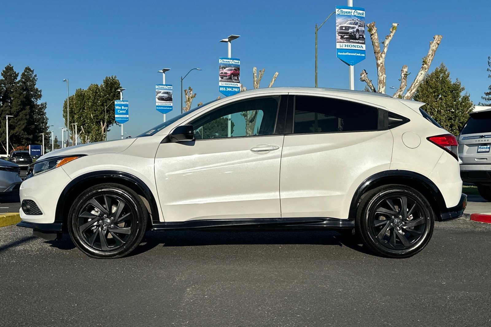 Used 2022 Honda HR-V Sport image 2