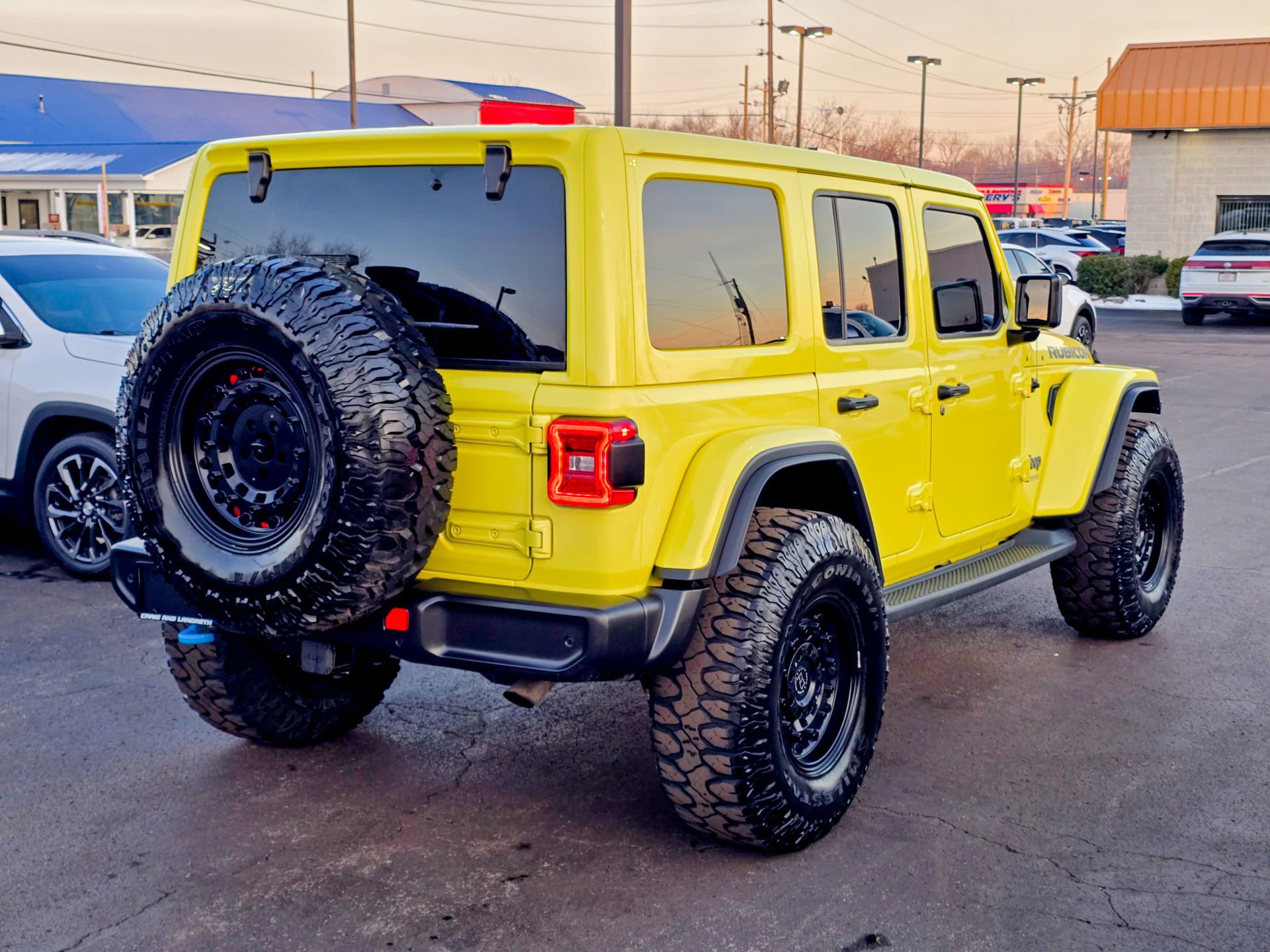 Used 2022 Jeep Wrangler Unlimited Rubicon 4xe w/ Safety Group image 26
