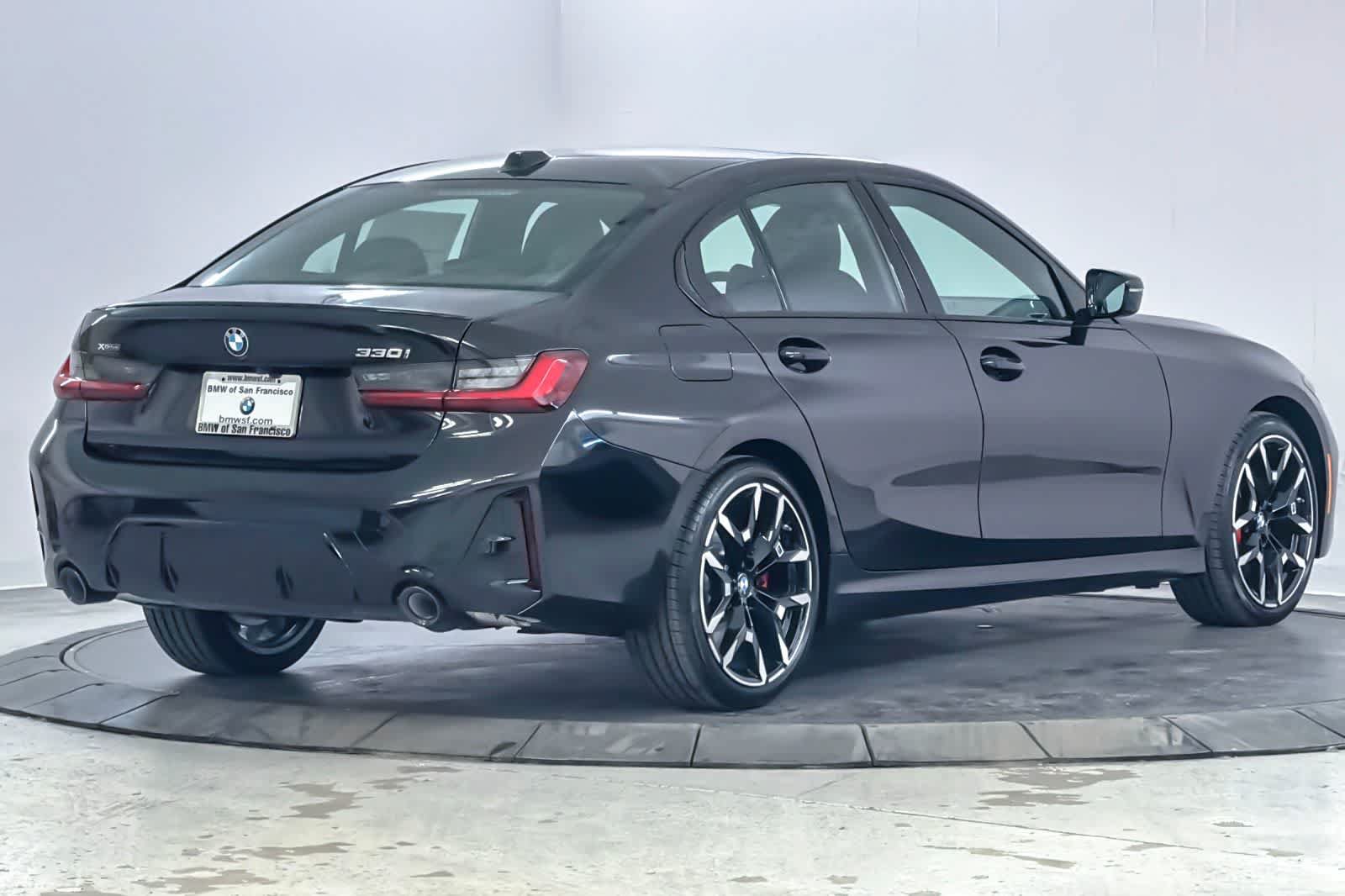 New 2026 BMW 330i xDrive Sedan w/ M Sport Package AWD/4WD image 2
