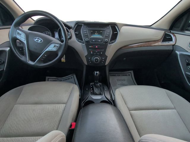 Used 2015 Hyundai Santa Fe GLS image 10
