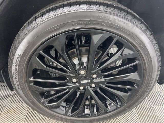 Certified 2023 Lincoln Corsair AWD w/ Equipment Group 101A image 10