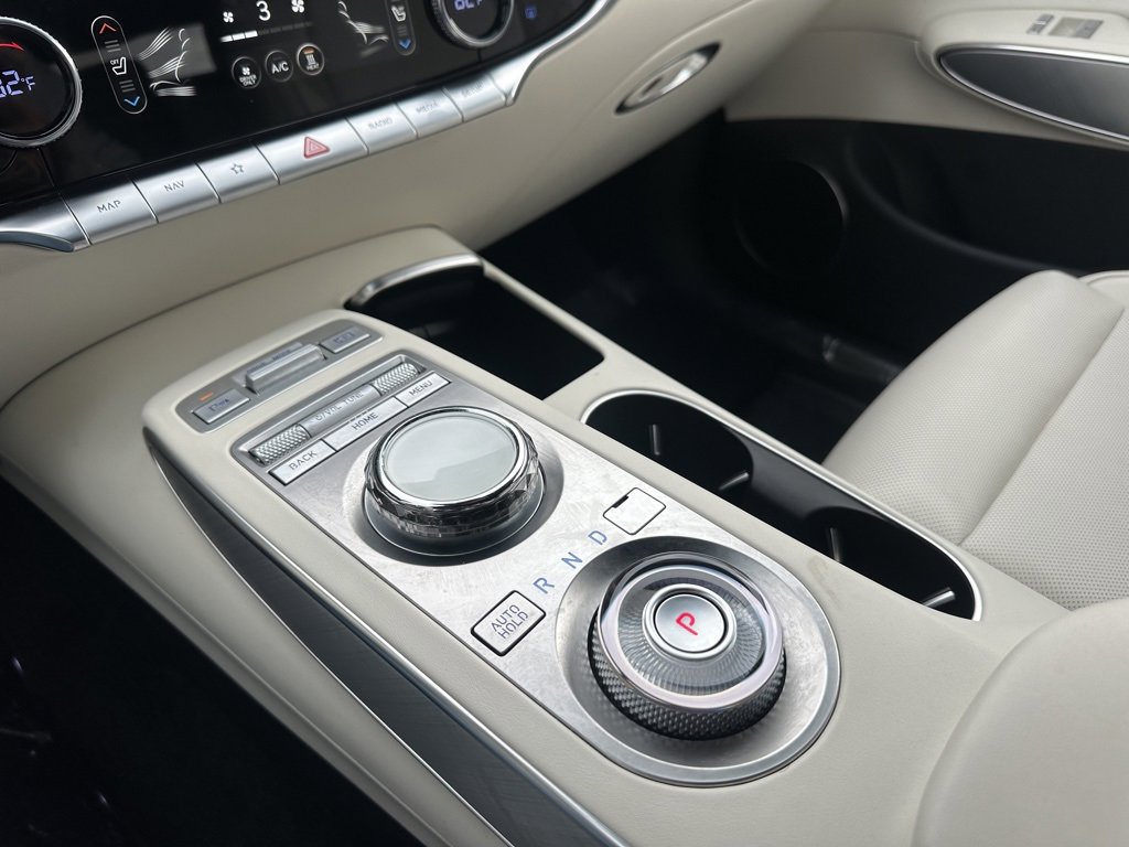 Used 2025 Genesis Electrified GV70 Advanced image 25