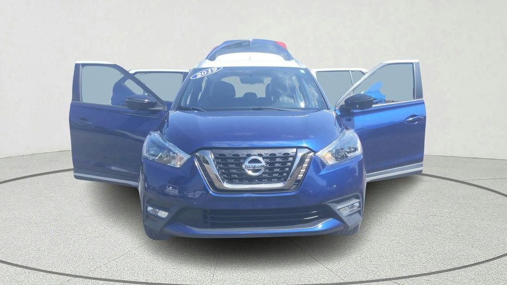 Used 2019 Nissan Kicks SR w/ SR Premium Package FWD image 9