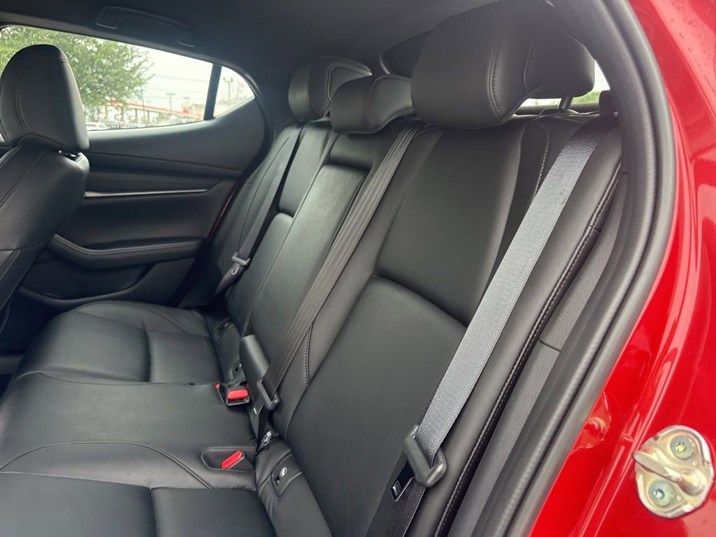 Used 2024 MAZDA MAZDA3 s FWD image 9