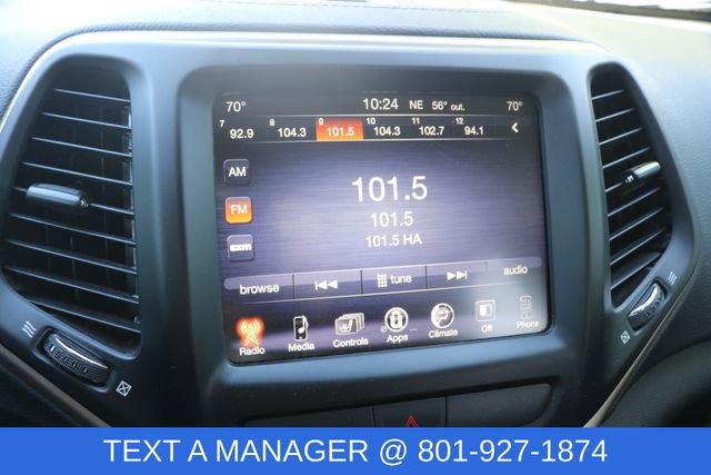 Used 2016 Jeep Cherokee Limited image 23