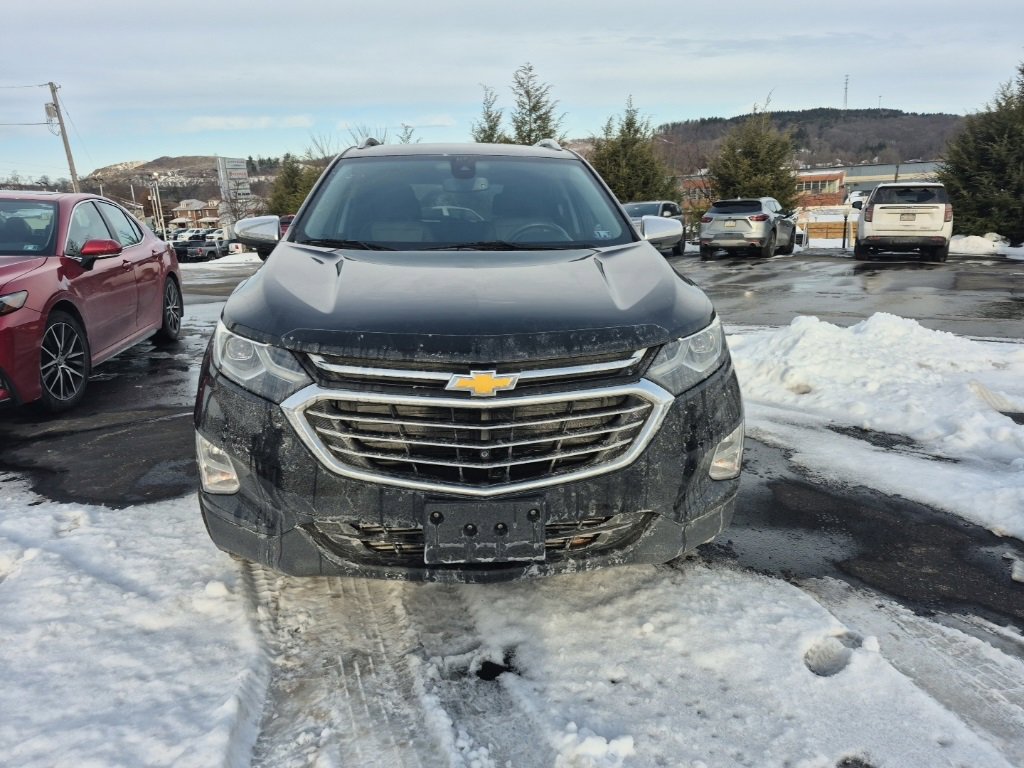Used 2018 Chevrolet Equinox Premier image 2