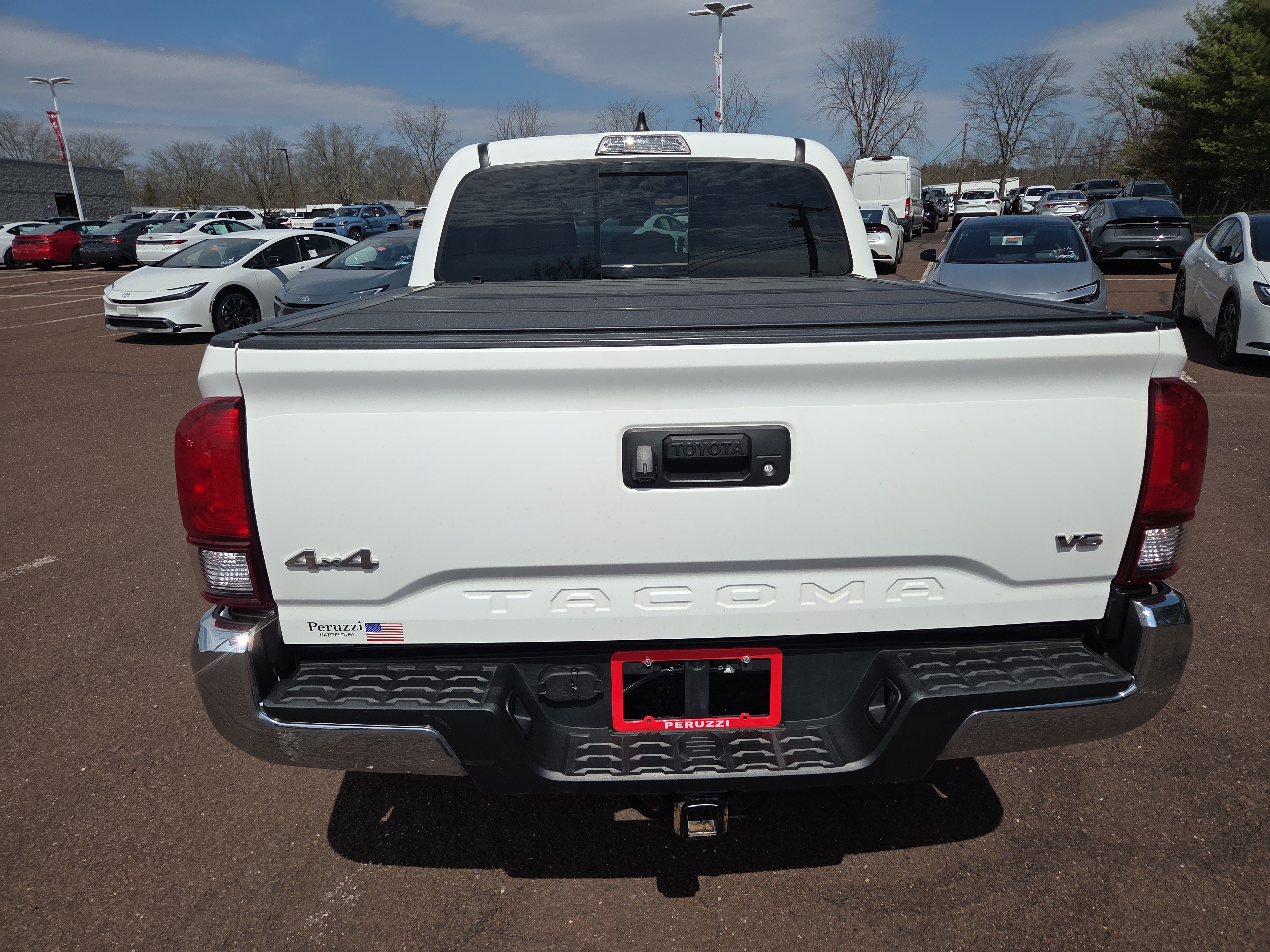 Certified 2023 Toyota Tacoma SR5 AWD/4WD image 4