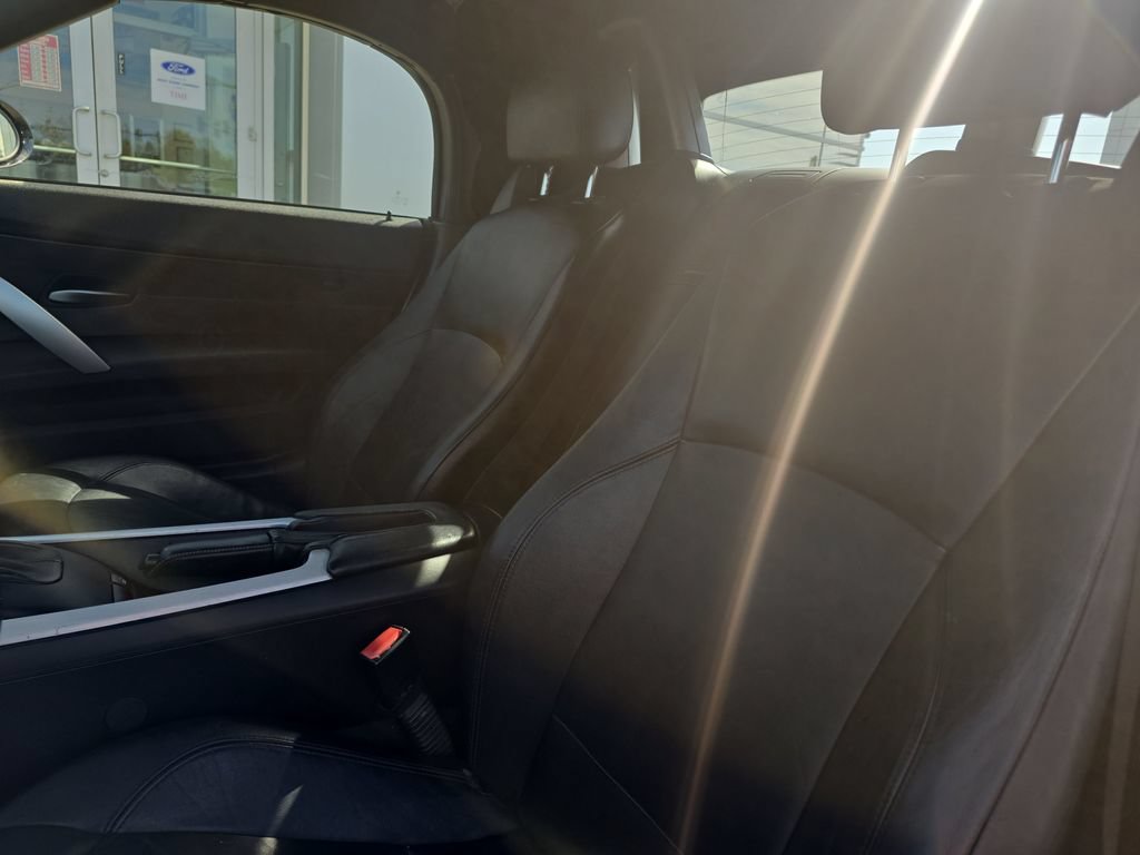 Used 2006 BMW Z4 3.0i RWD image 9