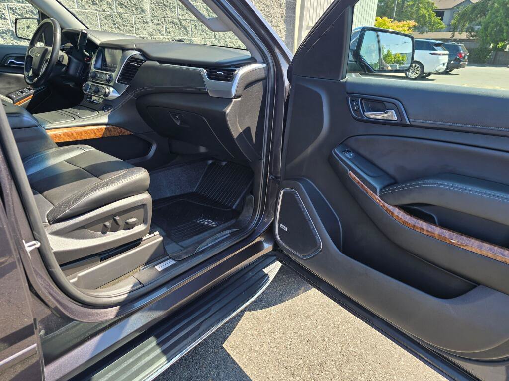 Used 2018 Chevrolet Tahoe Premier w/ Max Trailering Package AWD/4WD image 20
