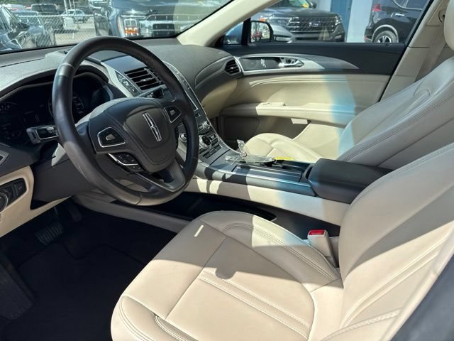 Used 2019 Lincoln MKZ Premiere FWD image 8