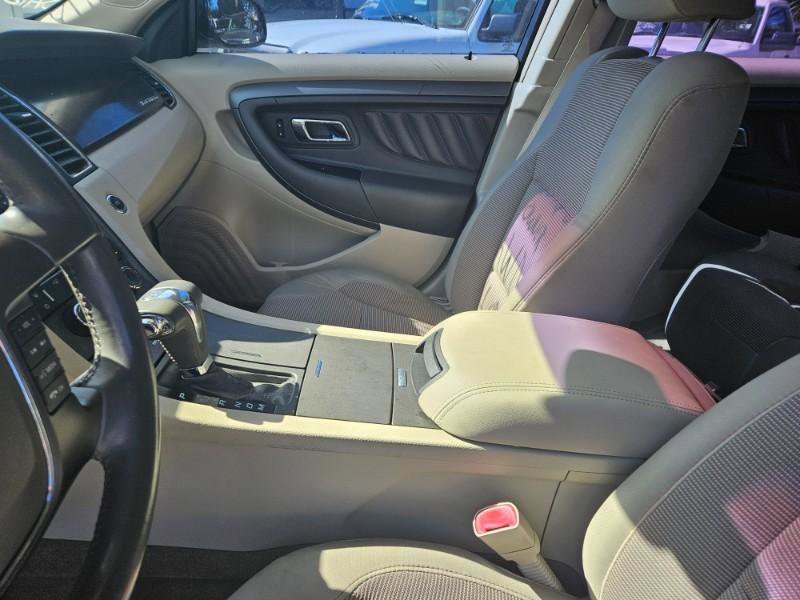 Used 2012 Ford Taurus SEL AWD/4WD image 8