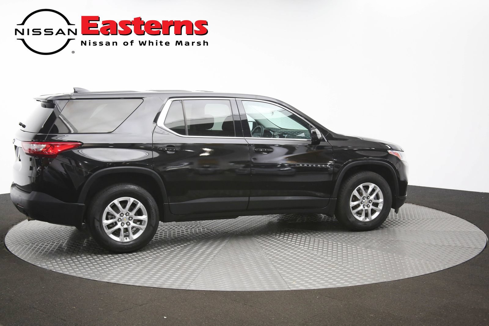 Used 2020 Chevrolet Traverse LS AWD/4WD image 44