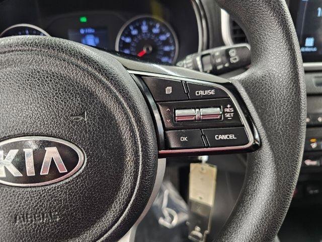 Used 2020 Kia Sportage LX image 12