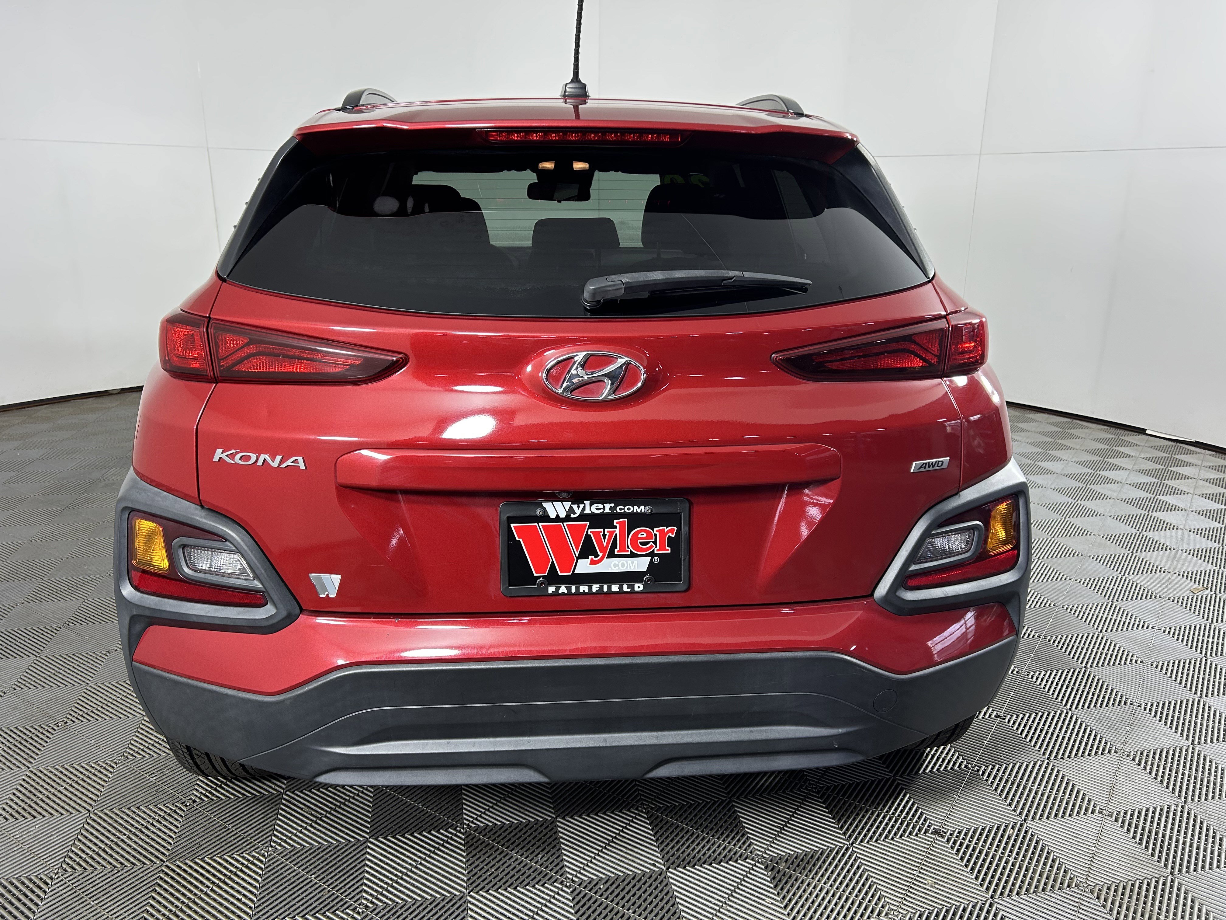 Used 2020 Hyundai Kona SEL w/ Cargo Package image 8