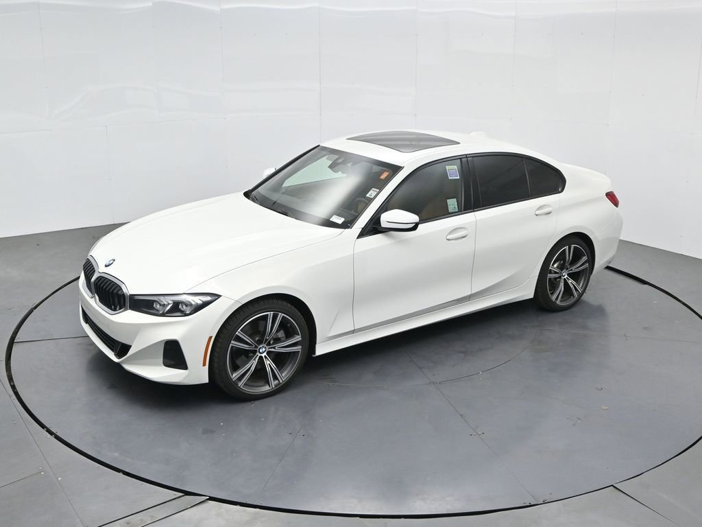 Used 2023 BMW 330i Sedan w/ Driving Assistance Package image 34