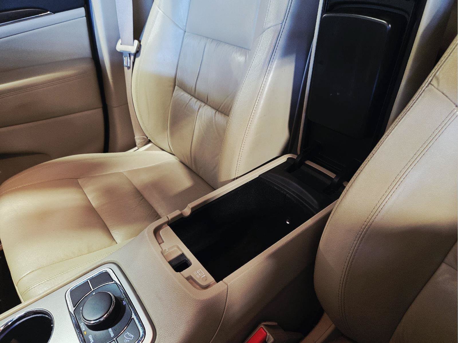 Used 2015 Jeep Grand Cherokee Limited AWD/4WD image 42