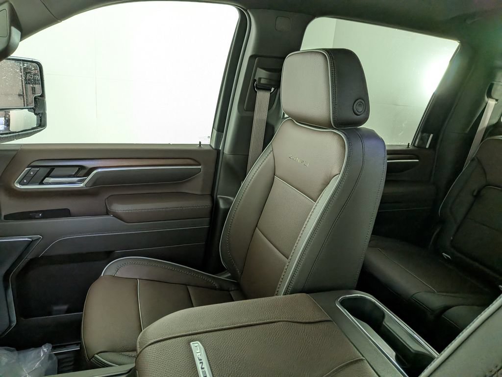 New 2026 GMC Sierra 2500 Denali w/ Denali Reserve Package AWD/4WD image 25