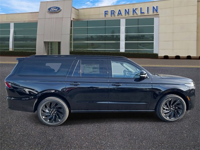 New 2025 Lincoln Navigator L Reserve w/ Jet Appearance Package image 2