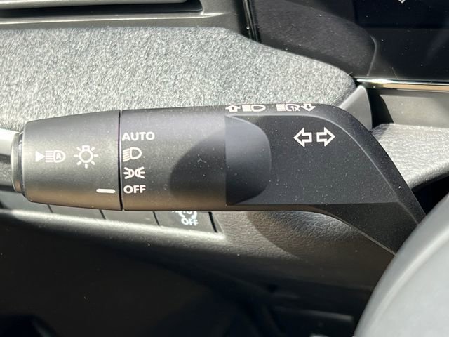 New 2026 Nissan Kicks SV w/ Cold Weather Package image 12