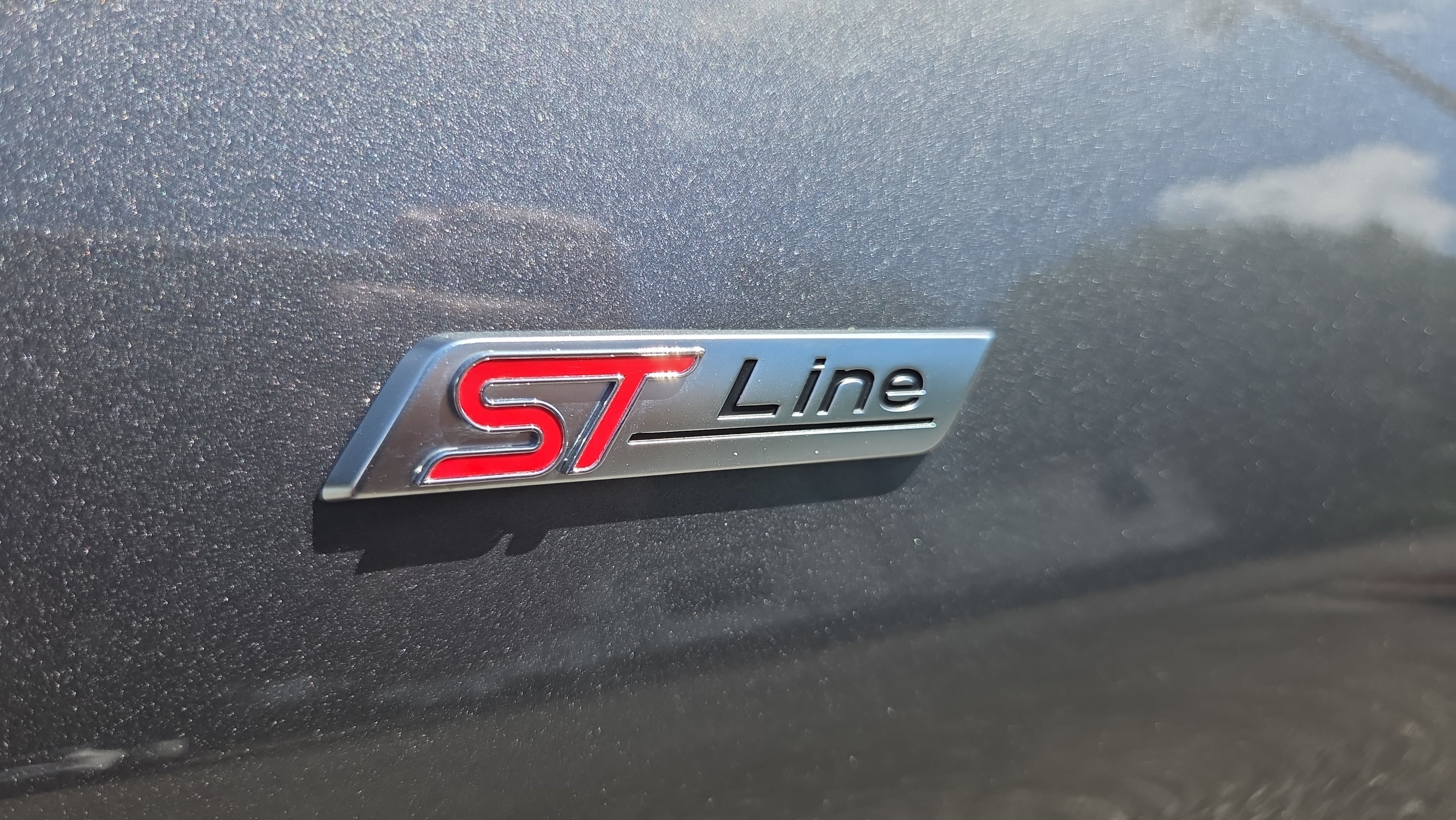 Used 2025 Ford Explorer ST-Line w/ Premium Package RWD image 33