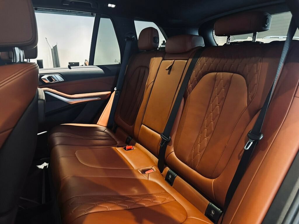Used 2023 BMW X5 M50i w/ Executive Package AWD/4WD image 18