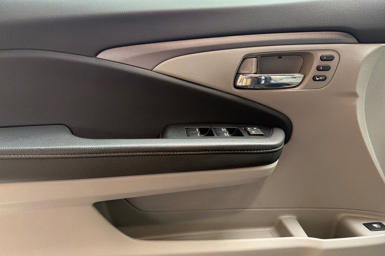 Used 2022 Honda Ridgeline RTL-E image 12