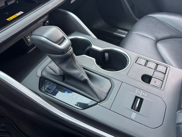 Used 2023 Toyota Highlander XLE image 25